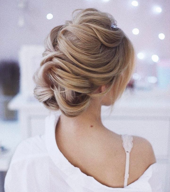 Soft Curls Light Brown Blonde Highlighted Updo Soft Curls Light Brown Blonde Highlighted Updo — Classy Loose Updo