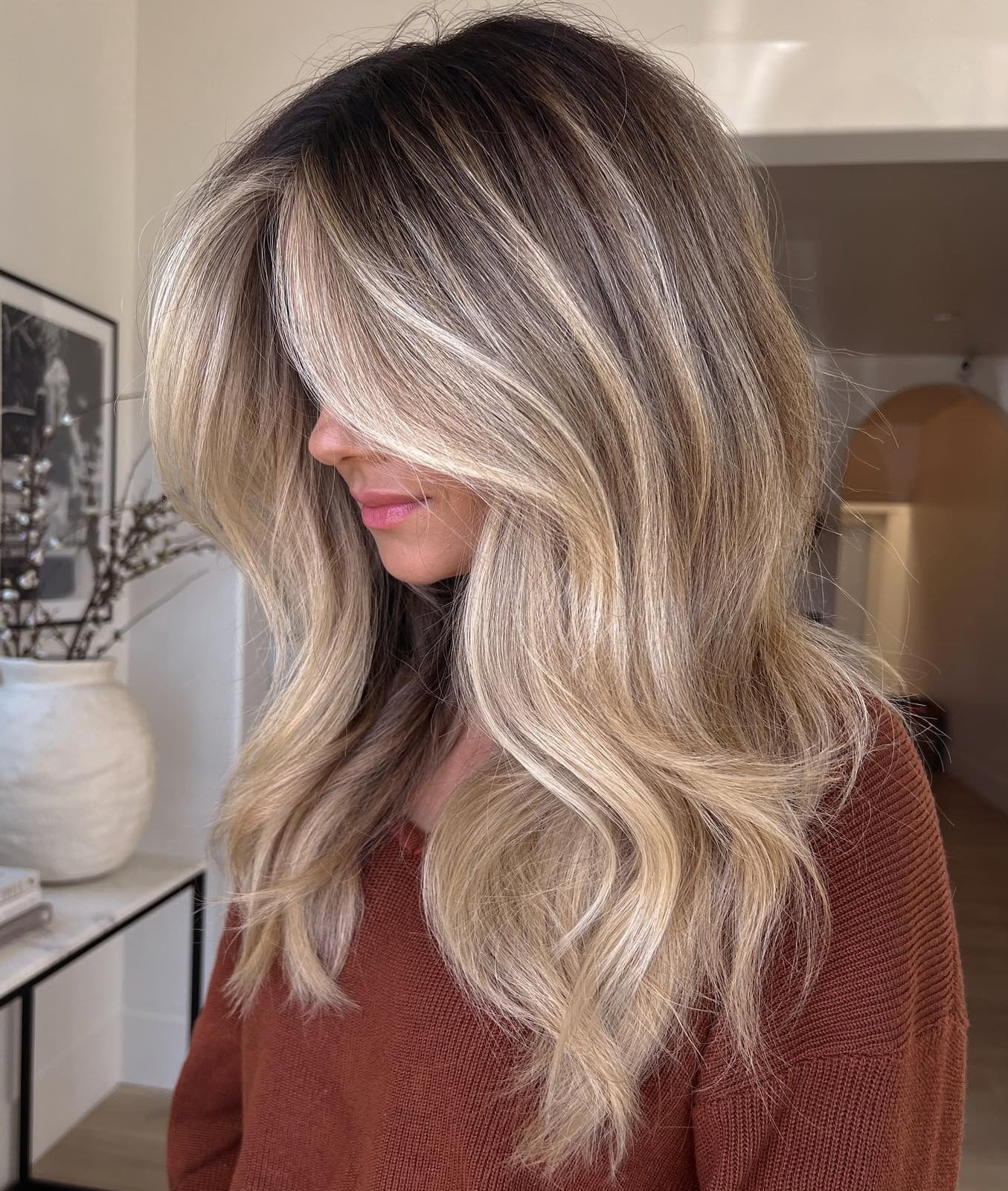 Mid-Back Warm Blonde With Root Shadow Mid-Back Warm Blonde With Root Shadow — Classy Lowlights for Blondes
