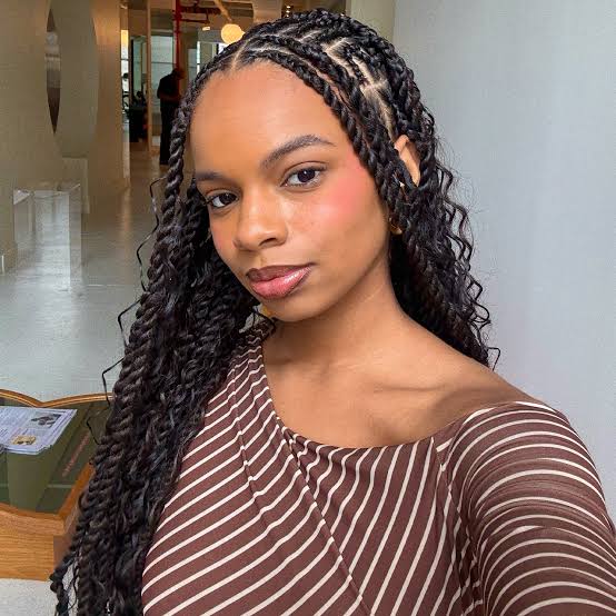 Polished Dark Brown Wavy Marley Twists Polished Dark Brown Wavy Marley Twists — Classy Marley Twists Hairstyles