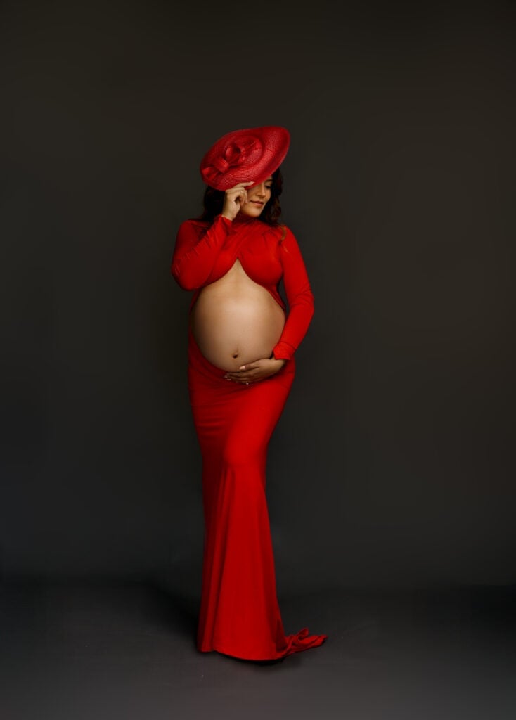 Red Fitted Gown with Cutout and Stretch Jersey Red Fitted Gown with Cutout and Stretch Jersey — Classy Maternity Photoshoot Outfits