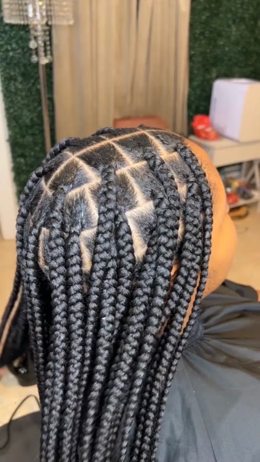 Mid-Back Box Braids With Geometric Parting Mid-Back Box Braids With Geometric Parting — Classy Medium Braids