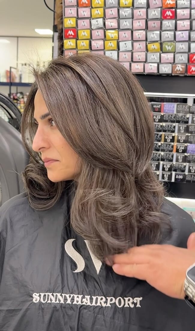 Shoulder Length Smoky Mushroom Brown Waves Shoulder Length Smoky Mushroom Brown Waves — Classy Mushroom Brown Hair