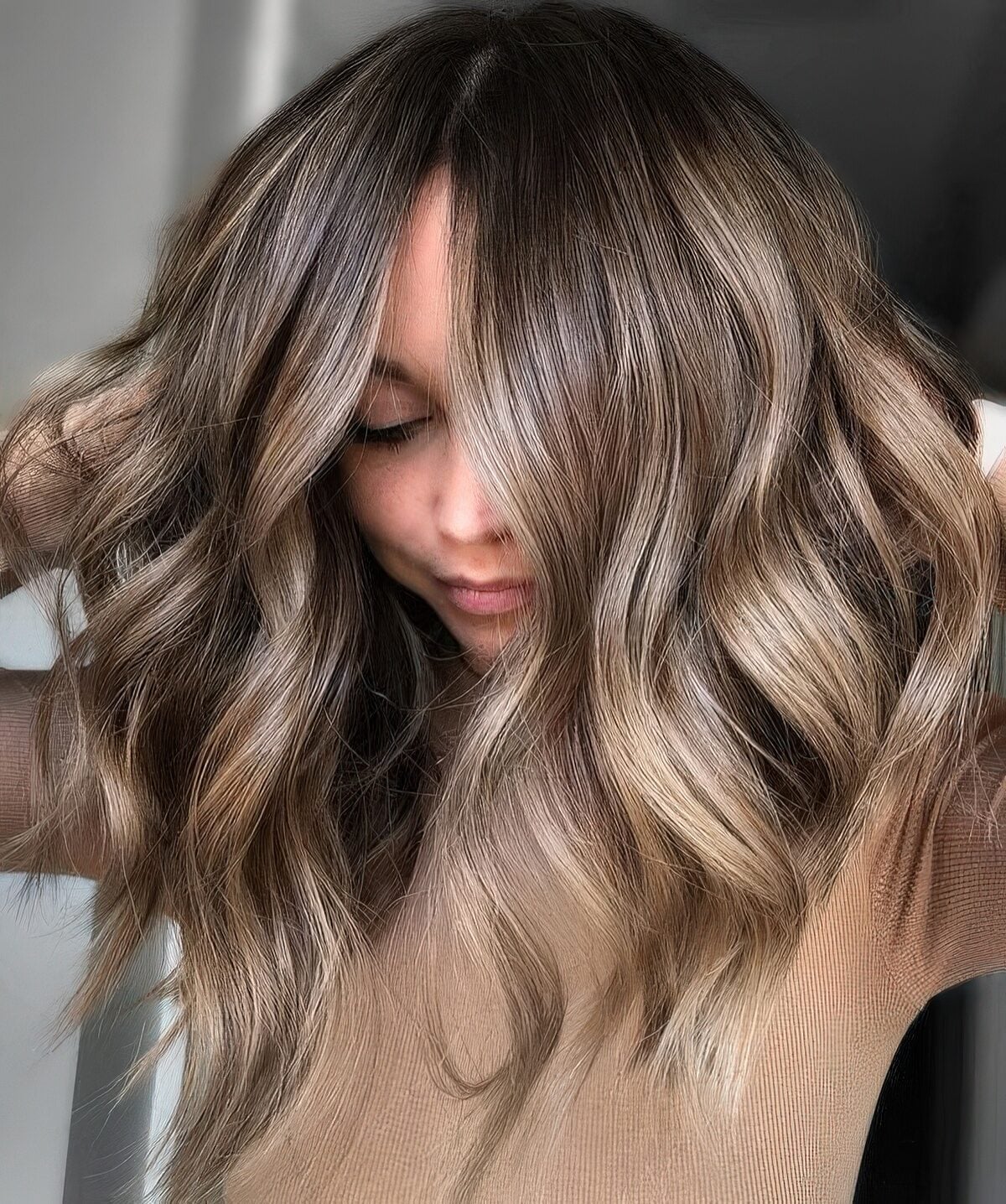 Collarbone Mushroom Brown With Ash Balayage Collarbone Mushroom Brown With Ash Balayage — Classy Mushroom Brown Hair