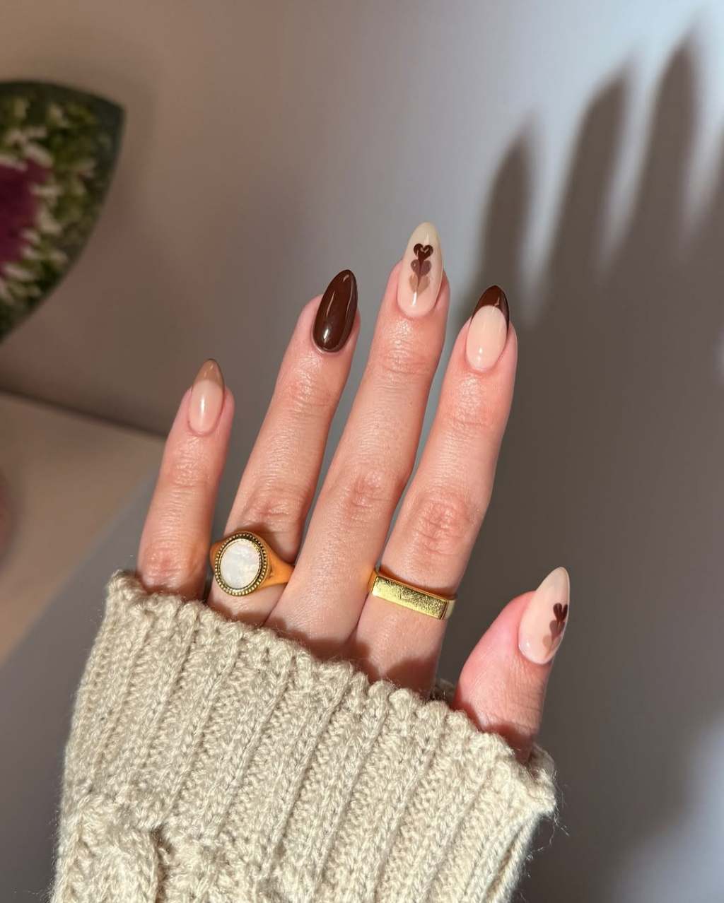 Nude with Brown French Tip Bow Almonds Nude with Brown French Tip Bow Almonds — Classy Nail Extensions