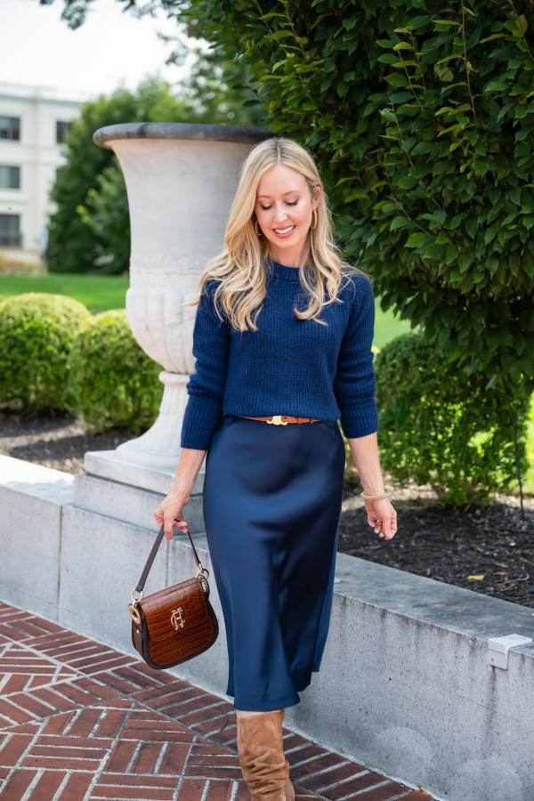 Monochromatic Navy Sweater and Satin Skirt Monochromatic Navy Sweater and Satin Skirt — Classy Navy Outfits