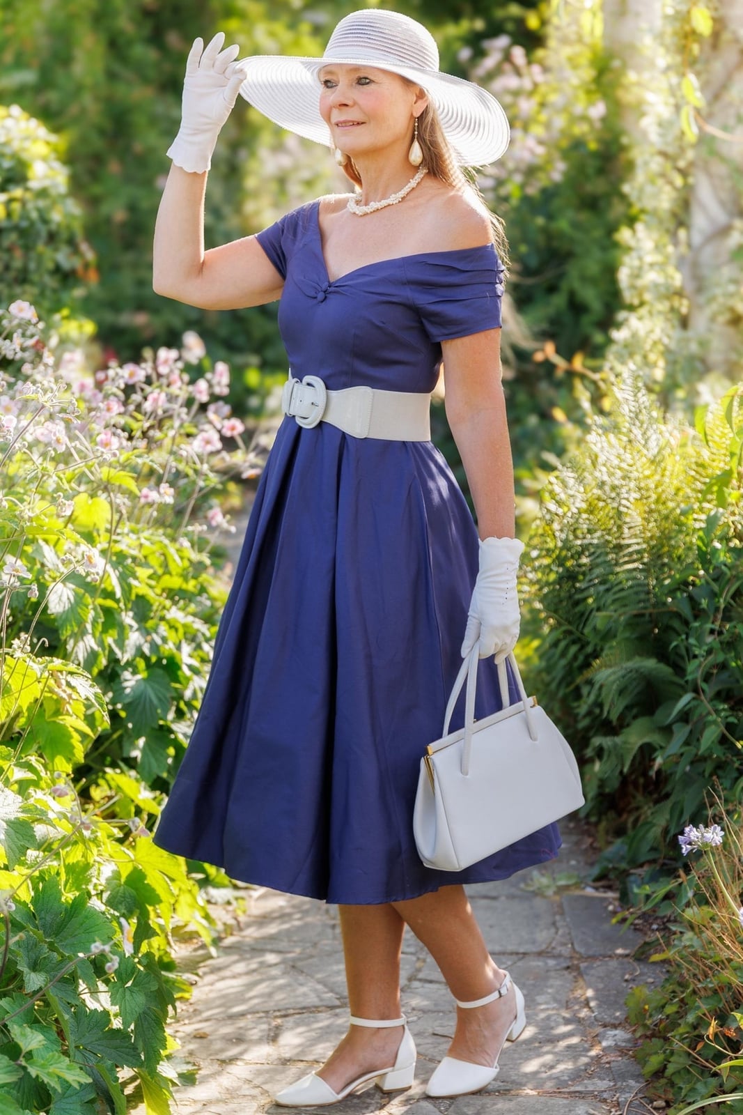 Navy Off-Shoulder Dress with White Belt Navy Off-Shoulder Dress with White Belt — Classy Navy Outfits