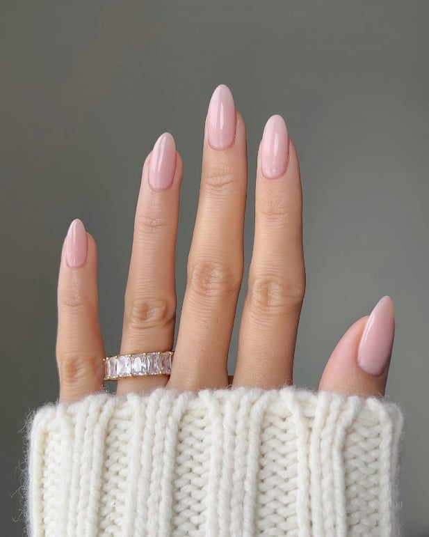 Medium Almond Opaque Pale Pink, Glossy Medium Almond Opaque Pale Pink, Glossy — Classy Neutral Nails