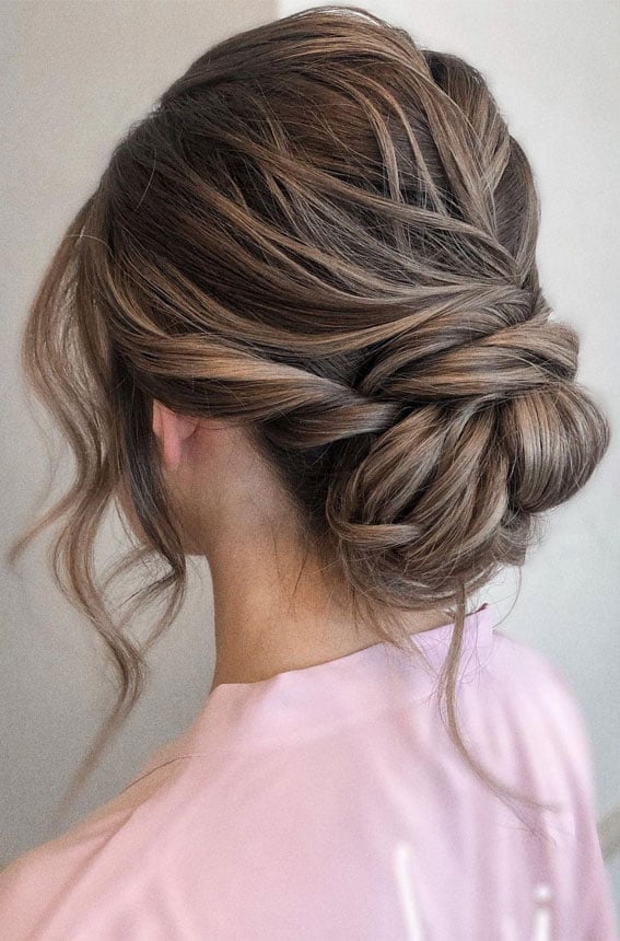 Mid-Back Blonde Messy Textured Updo Mid-Back Blonde Messy Textured Updo — Classy New Hairstyles