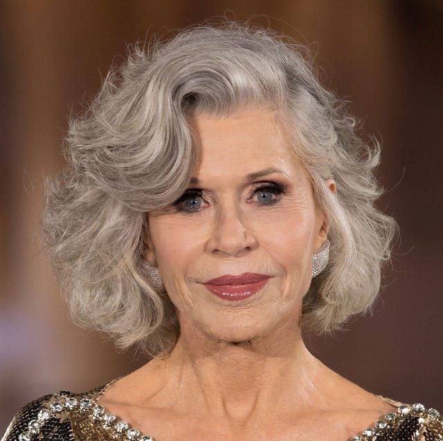 Chin Length Layered Gray Bob With Soft Curls Chin Length Layered Gray Bob With Soft Curls — Classy New Hairstyles