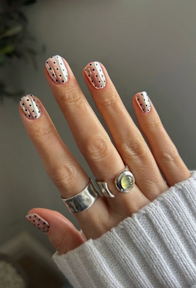 Silver Nude Chrome Oval Nails with Black Polka Dots Silver Nude Chrome Oval Nails with Black Polka Dots — Classy Nude Chrome Nails