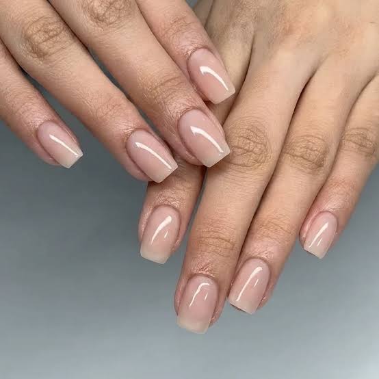 Minimalist Gold Line Sheer Milky Pink Short Oval Minimalist Gold Line Sheer Milky Pink Short Oval — Classy Nurse Nails