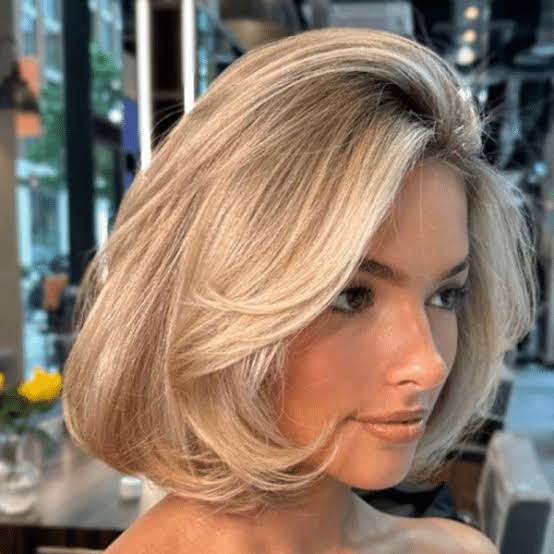 Honey Blonde Bob With Side-Swept Bangs and Blowout With Soft Waves — Classy Old Money Haircuts