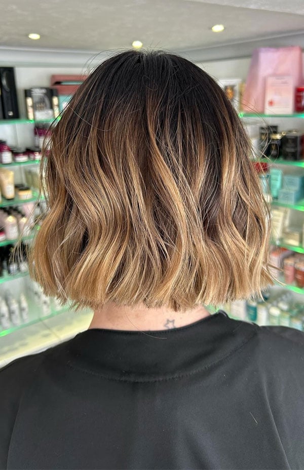 Chin Length Bob With Caramel Ombré, Wavy Chin Length Bob With Caramel Ombré, Wavy — Classy Ombré Hair