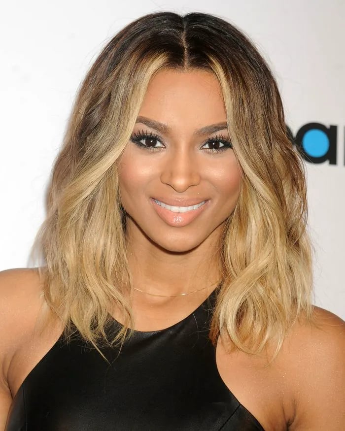 Shoulder Length Ombré With Dramatic Color Transition Shoulder Length Ombré With Dramatic Color Transition — Classy Ombré Hair