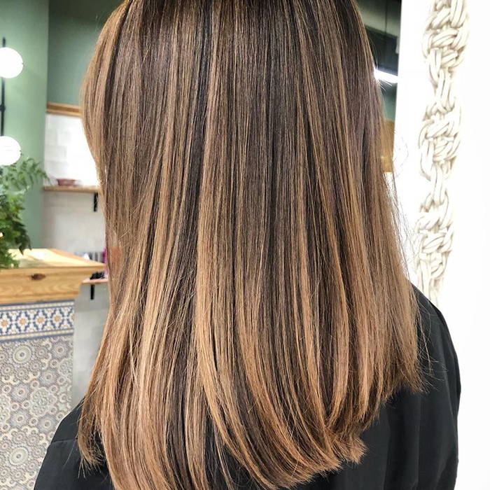 Shoulder Length Dark Brown With Caramel Highlights Shoulder Length Dark Brown With Caramel Highlights — Classy Ombré Hair