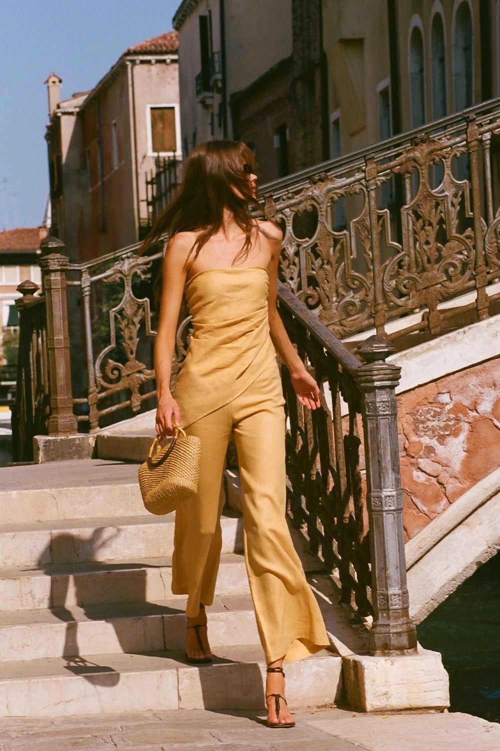 Yellow Linen Strapless Jumpsuit for Vacation Yellow Linen Strapless Jumpsuit for Vacation — Classy Outdoor Outfit