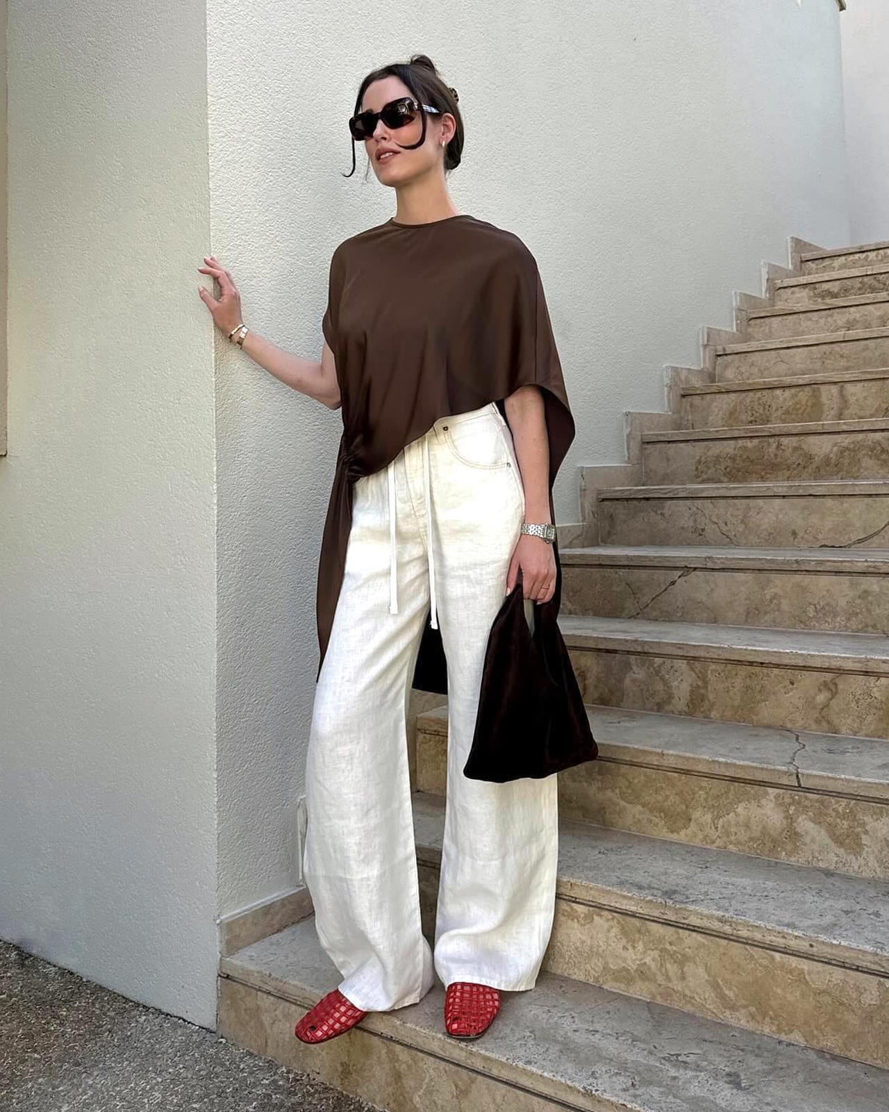 Brown Draped Top with White Linen Wide-Leg Trousers Brown Draped Top with White Linen Wide-Leg Trousers — Classy Outdoor Outfit