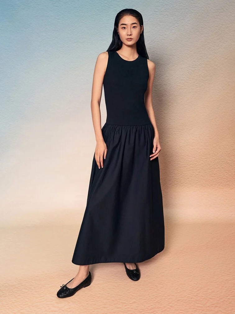 Simple Black Ballet Flats with a Sleeveless Maxi Dress Simple Black Ballet Flats with a Sleeveless Maxi Dress — Classy Outfits with Flats