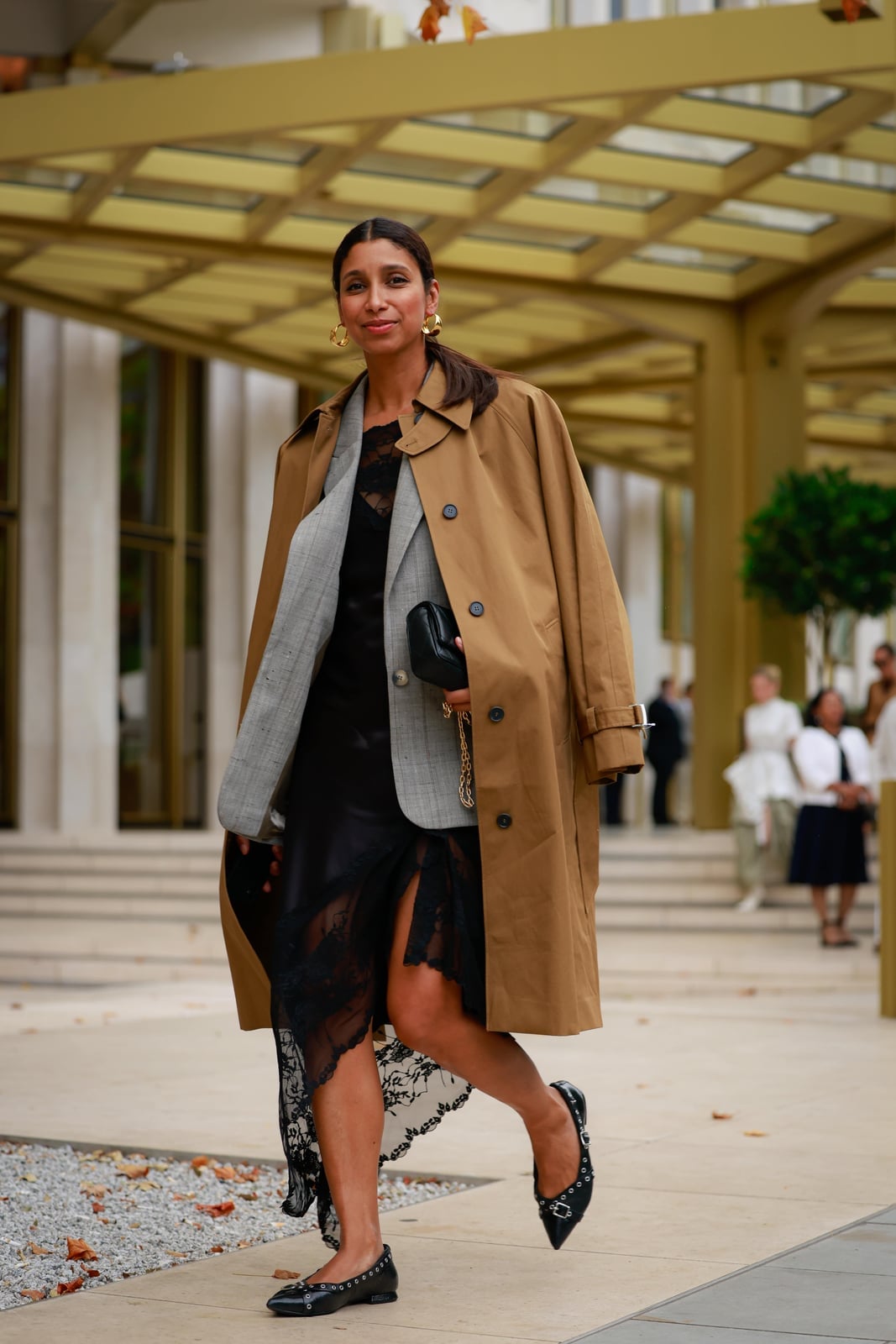Studded Black Flats Layered Under a Trench Coat and Blazer Studded Black Flats Layered Under a Trench Coat and Blazer — Classy Outfits with Flats