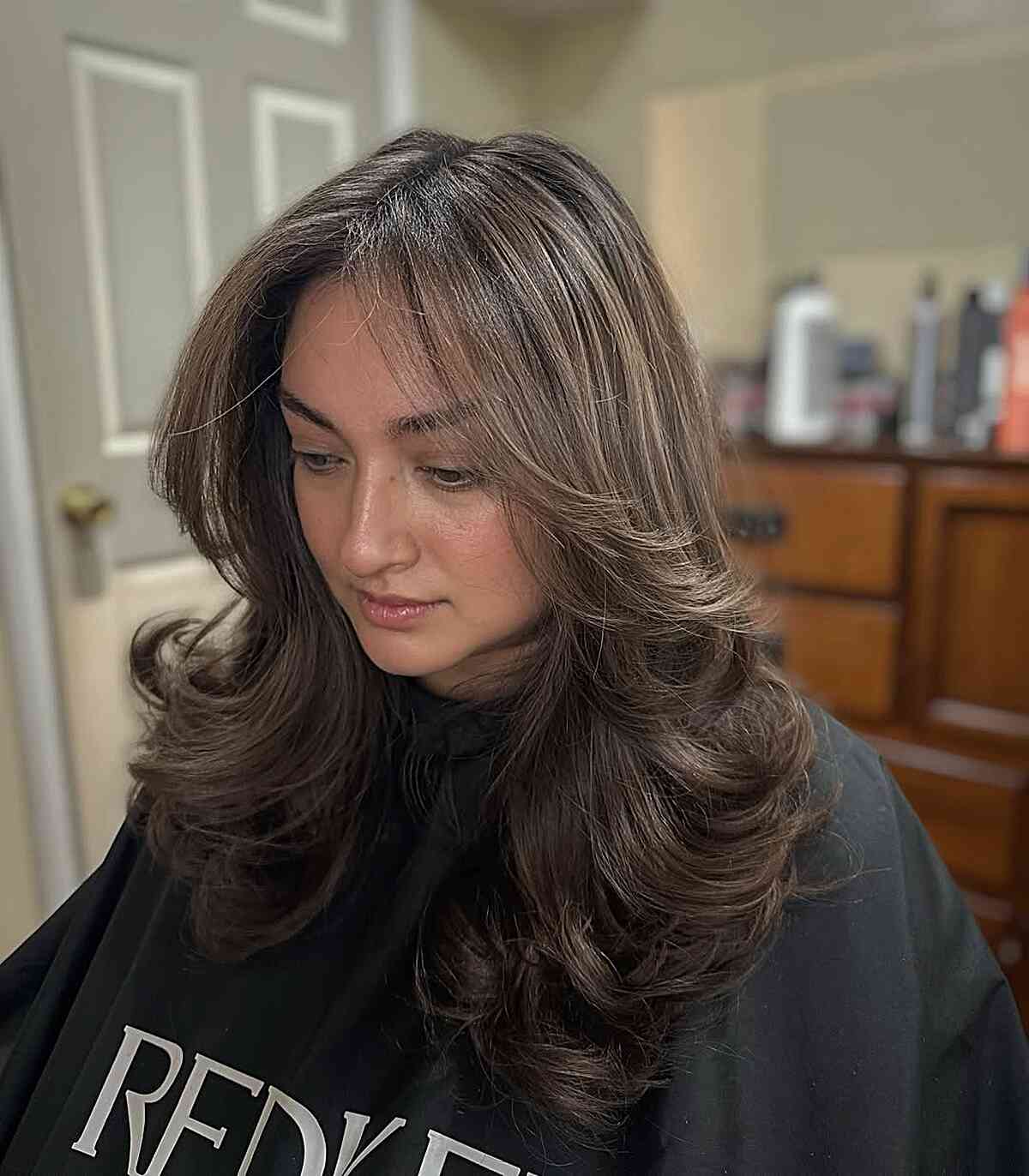 Dark Brown Collarbone Cut With Subtle Blonde Highlights Dark Brown Collarbone Cut With Subtle Blonde Highlights — Classy Partial Highlights