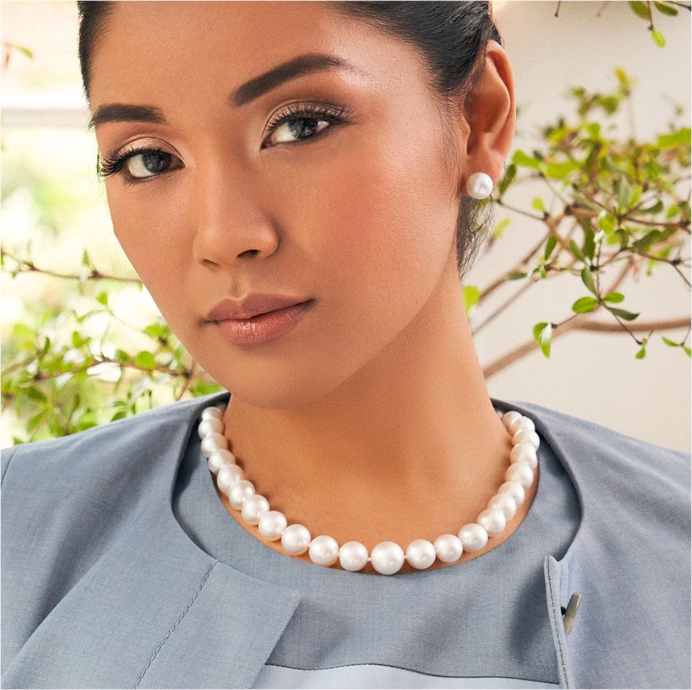 Light Blue Blazer with Large Pearl Necklace Light Blue Blazer with Large Pearl Necklace — Classy Pearl Outfits