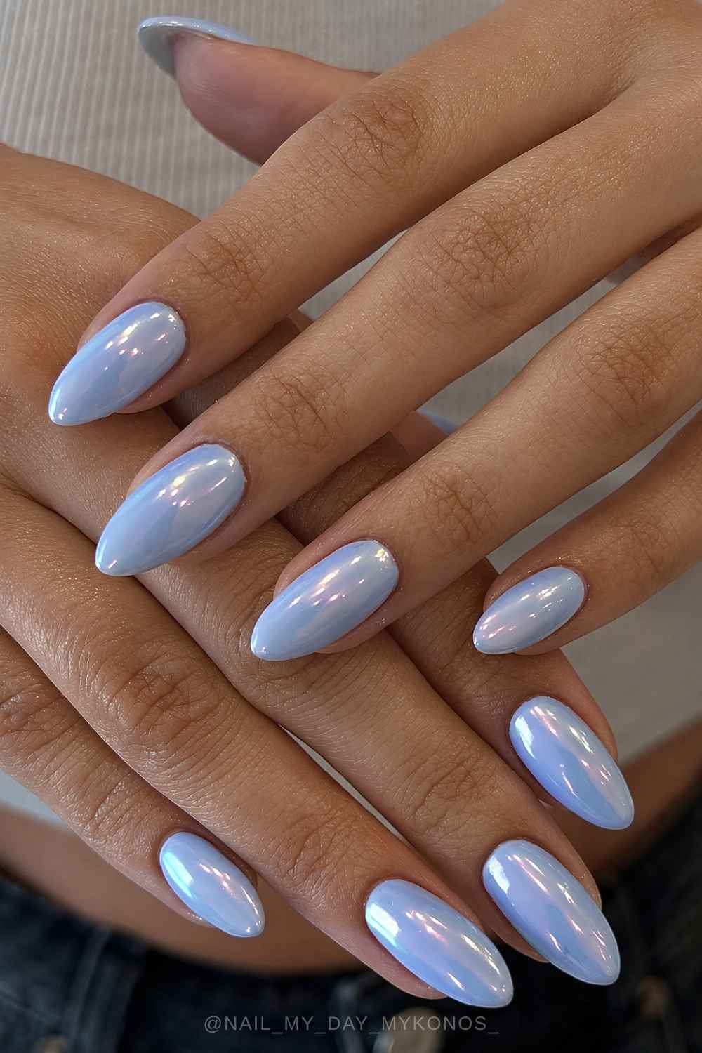 Iridescent Periwinkle Chrome Medium Almond Nails Iridescent Periwinkle Chrome Medium Almond Nails — Classy Periwinkle Nails