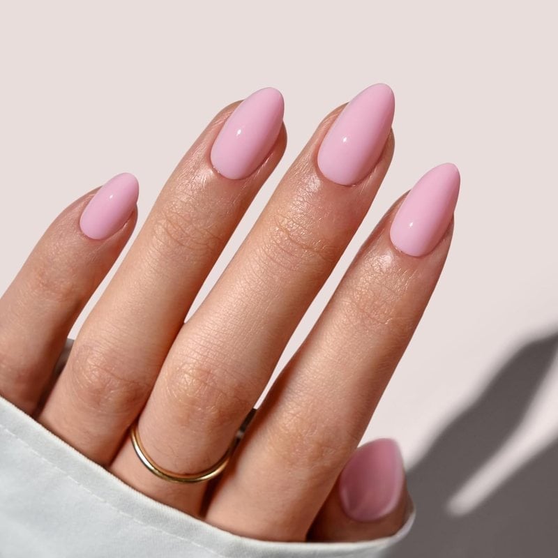 Opaque Soft Pink Glossy Medium Almond Nails, Close-Up Take — Classy Pink Almond Nails