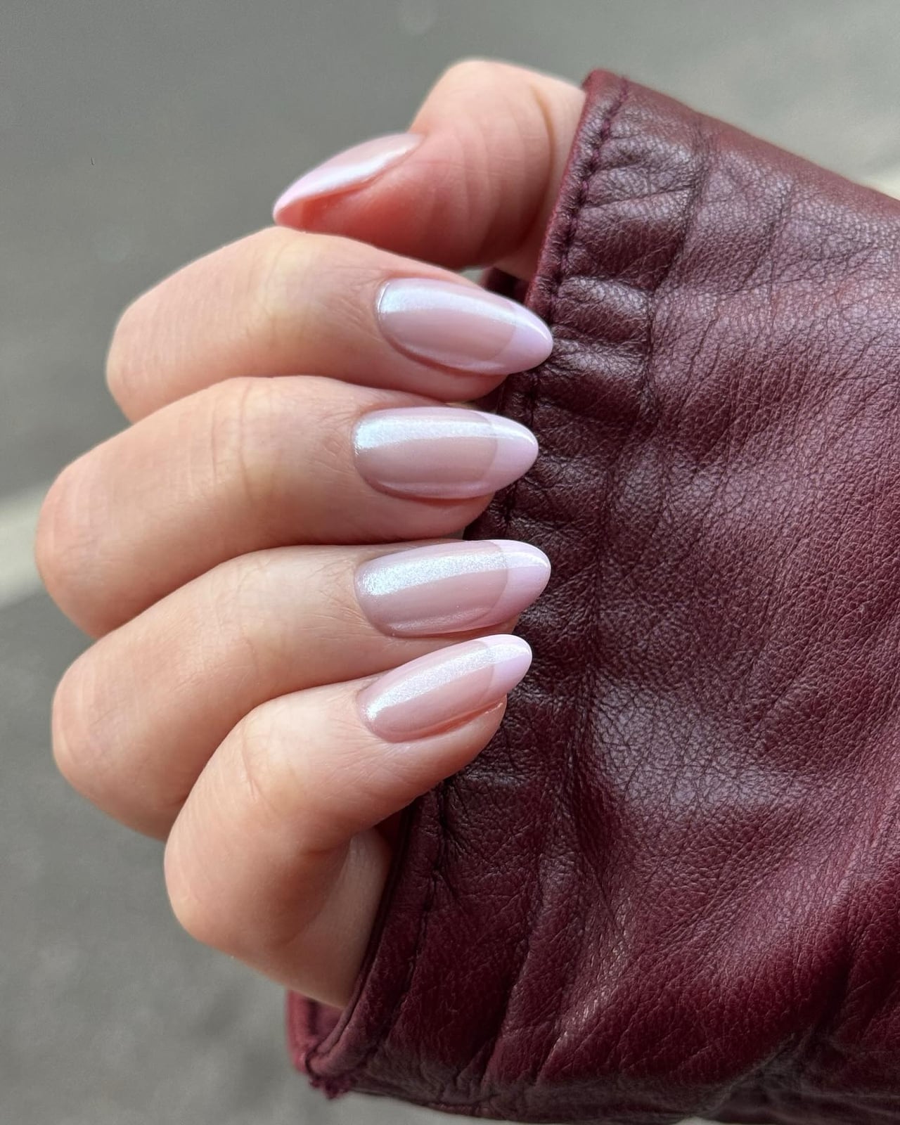 Pearlescent Shimmer Light Pink French Almond Pearlescent Shimmer Light Pink French Almond — Classy Pink French Tip Nails