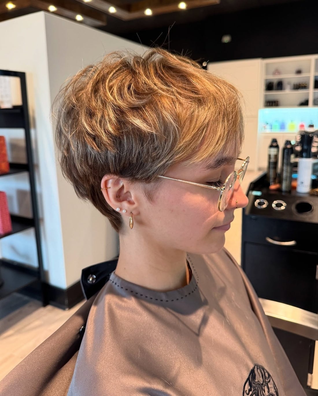 Blonde Balayage Pixie With Tousled Fringe Blonde Balayage Pixie With Tousled Fringe — Classy Pixie Haircuts