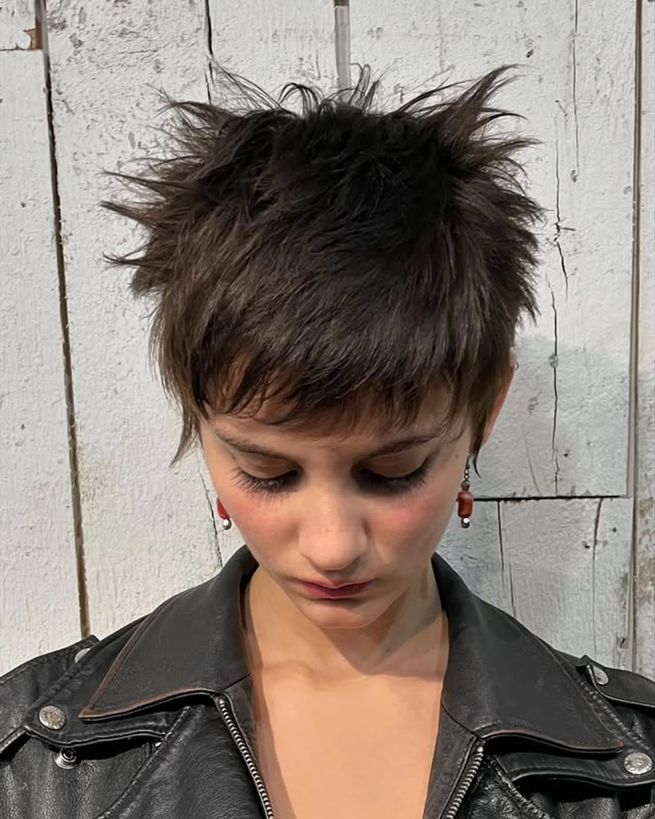 Spiky Dark Brown Pixie With Choppy Bangs Spiky Dark Brown Pixie With Choppy Bangs — Classy Pixie Haircuts