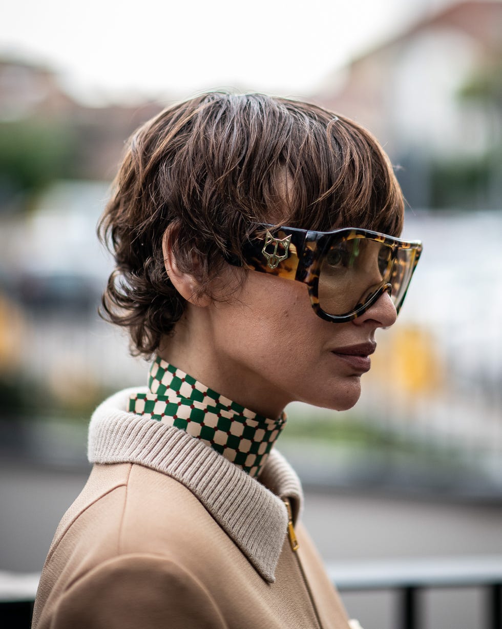 Layered Brown Pixie With Short Fringe Layered Brown Pixie With Short Fringe — Classy Pixie Haircuts