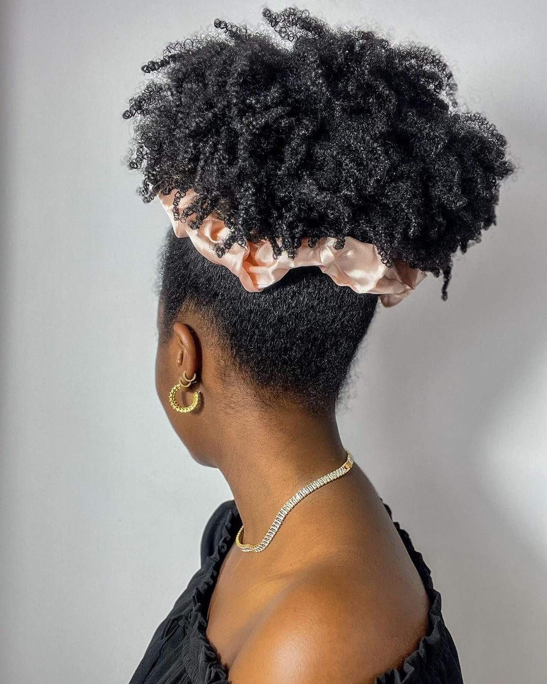 Natural Black Afro Puff With Scrunchie Natural Black Afro Puff With Scrunchie — Classy Puff Hairstyles