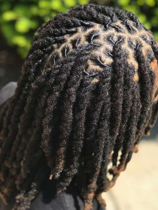 Shoulder Locs Neat Retwist Pattern Shoulder Locs Neat Retwist Pattern — Classy Retwist Locs