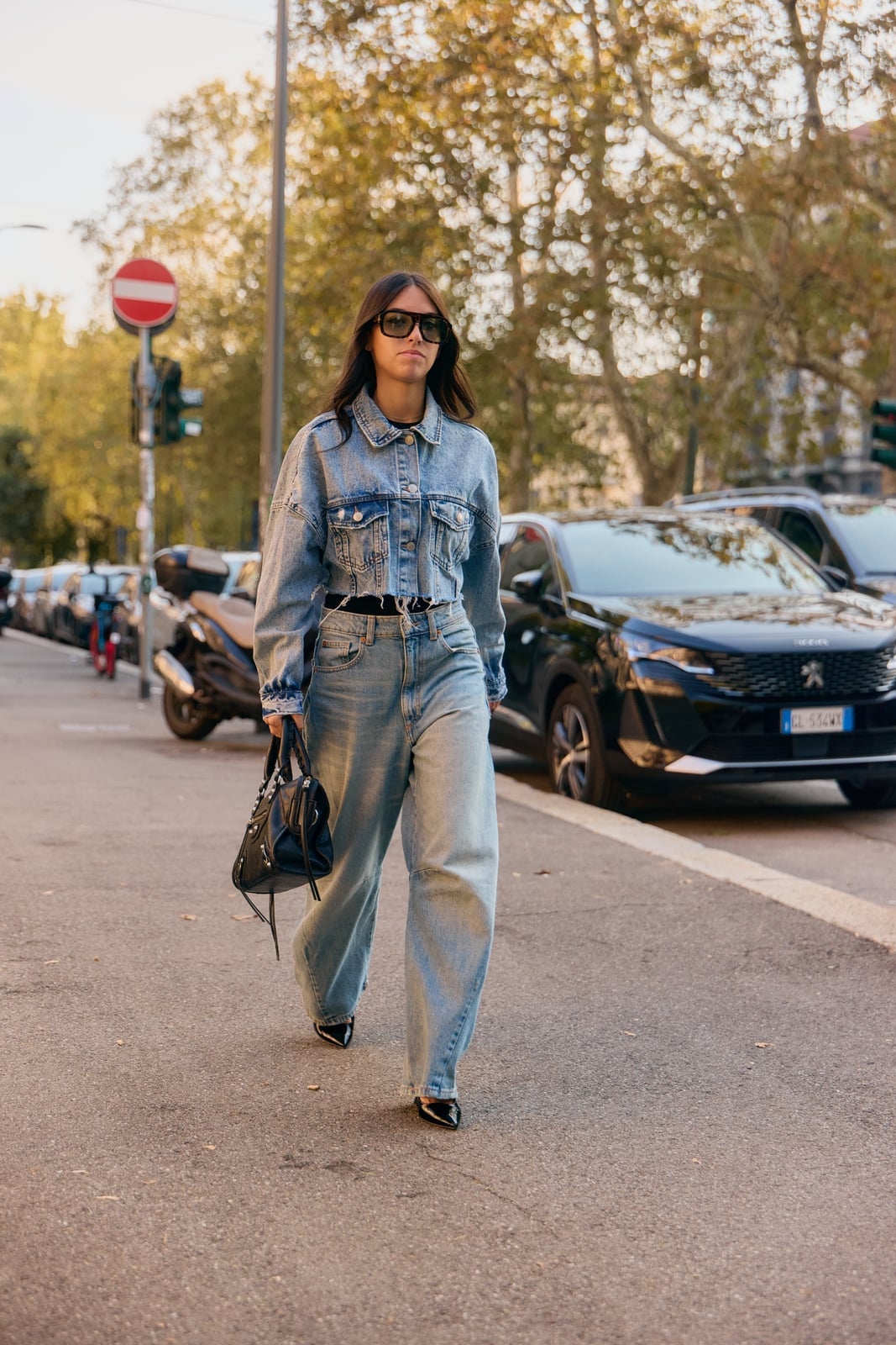 Cropped Denim Jacket with Wide-Leg Light-Wash Jeans Cropped Denim Jacket with Wide-Leg Light-Wash Jeans — Classy Rich Outfits