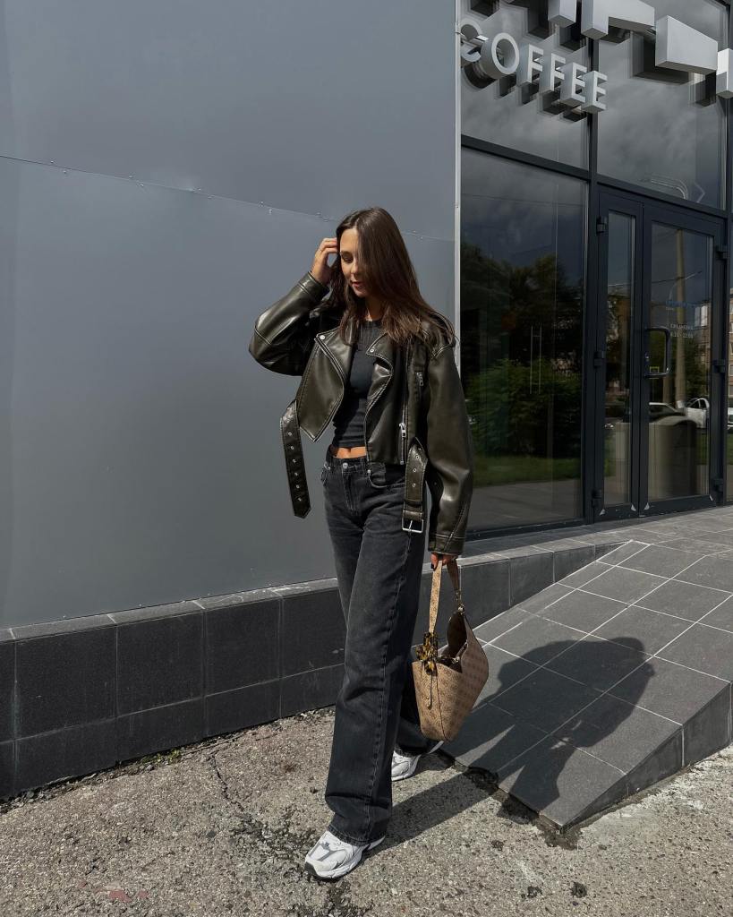 Oversized Leather Jacket With Wide-Leg Jeans, Close-Up Take — Classy Rock Concert Outfits
