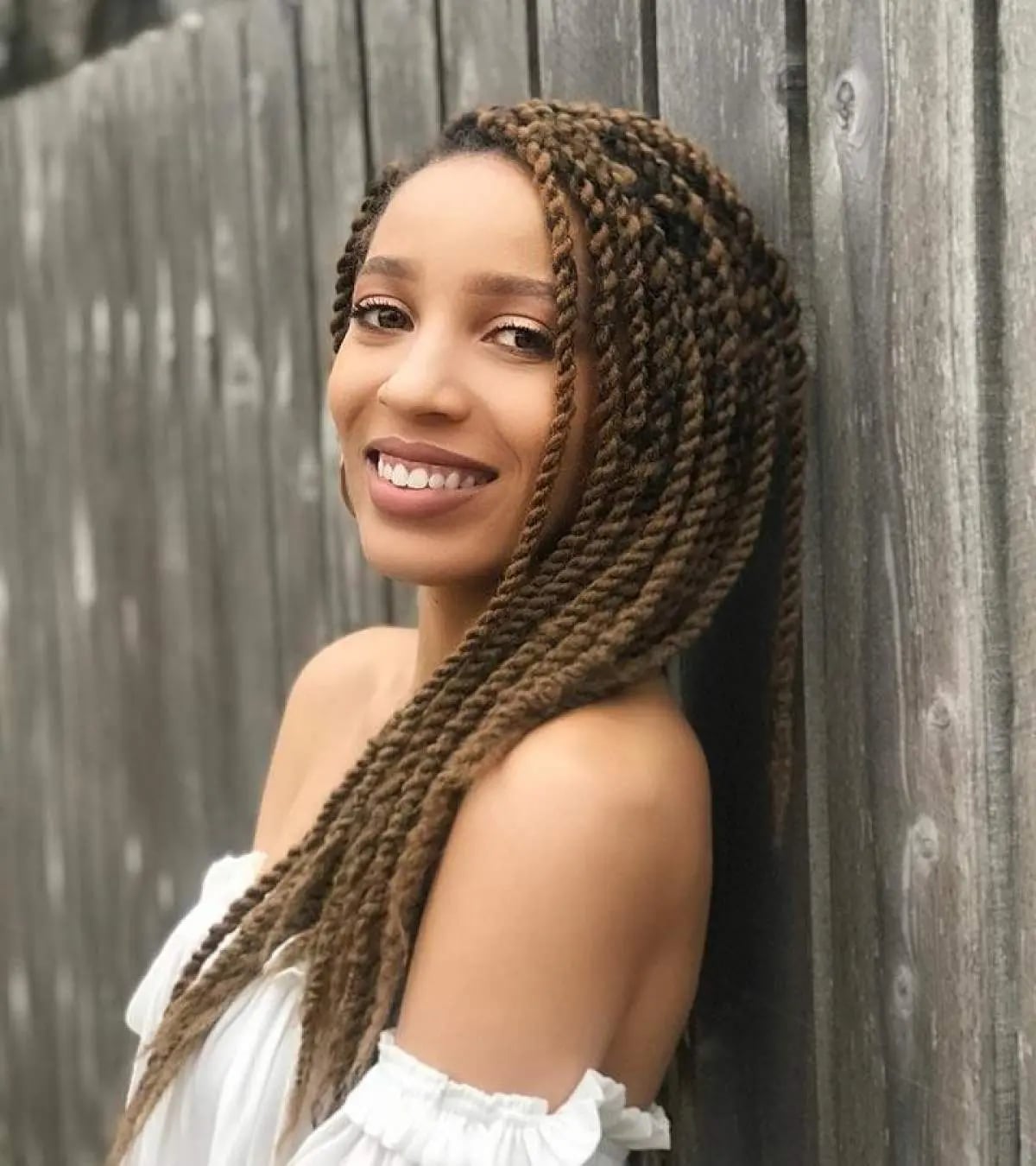 Medium Brown Past Shoulder Twists Medium Brown Past Shoulder Twists — Classy Senegalese Twists