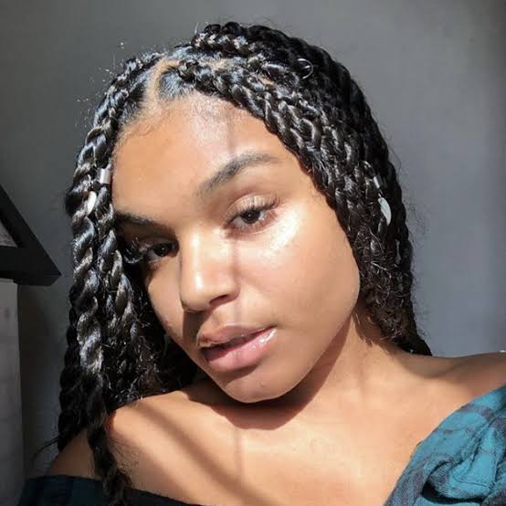 Mid-Back Twists With Silver Accessories Mid-Back Twists With Silver Accessories — Classy Senegalese Twists