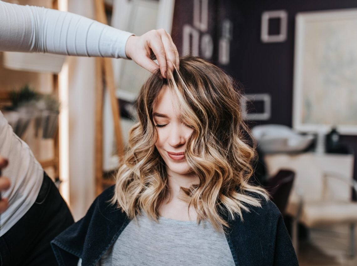Root Smudge Wavy Bob with Gray T-Shirt and Dark Jacket Root Smudge Wavy Bob with Gray T-Shirt and Dark Jacket — Classy Shadow Root