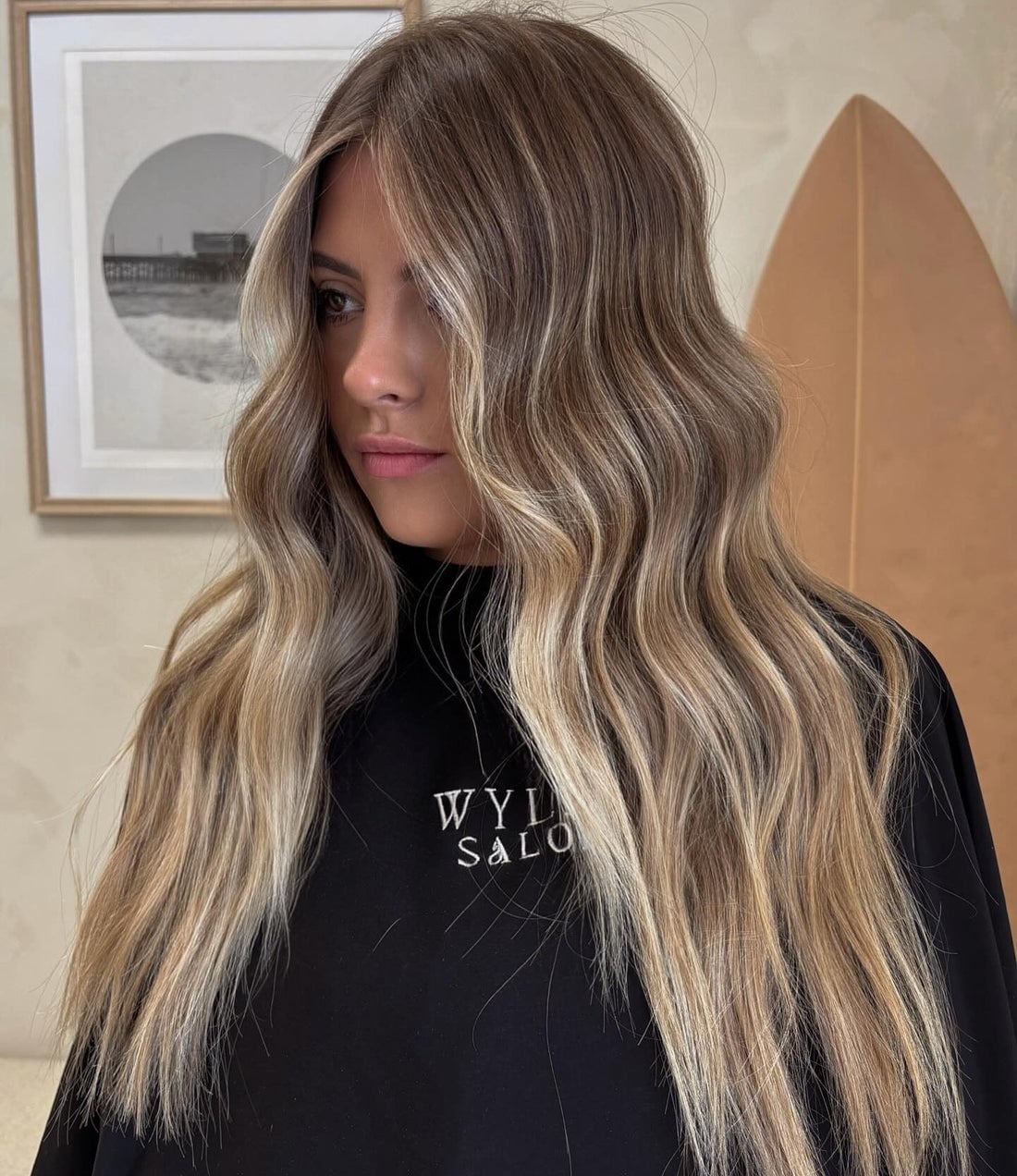 Blonde and Brown Wavy Hair with Shadow Root and Black Turtleneck Blonde and Brown Wavy Hair with Shadow Root and Black Turtleneck — Classy Shadow Root