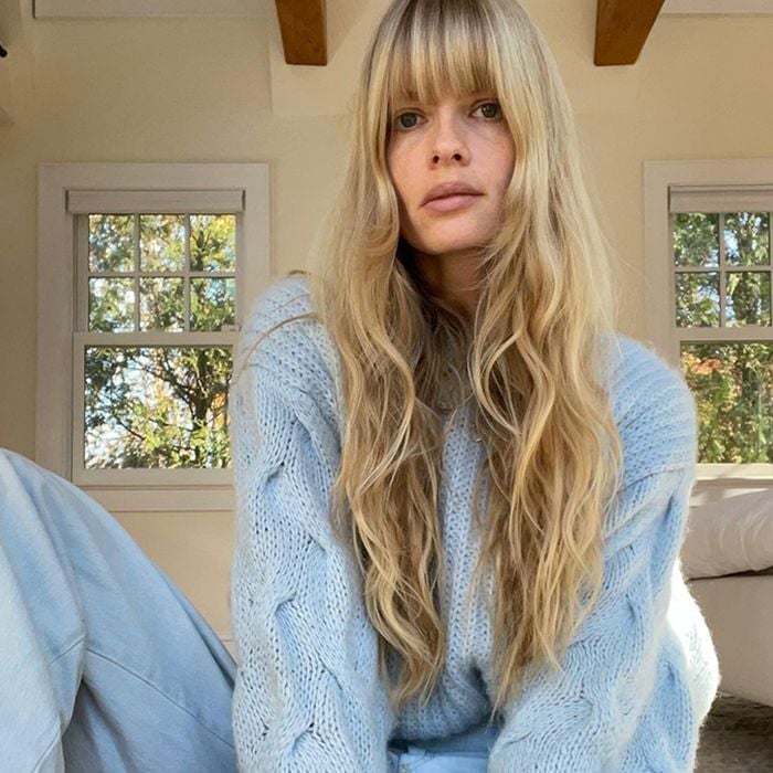 Mid-Back Ash Blonde Shag With Full Bangs Mid-Back Ash Blonde Shag With Full Bangs — Classy Shag Hair