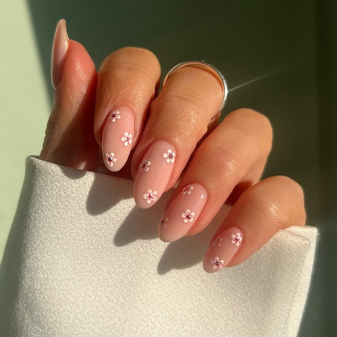 Medium Oval Sheer Pale Pink Floral Design Medium Oval Sheer Pale Pink Floral Design — Classy Sheer Nails