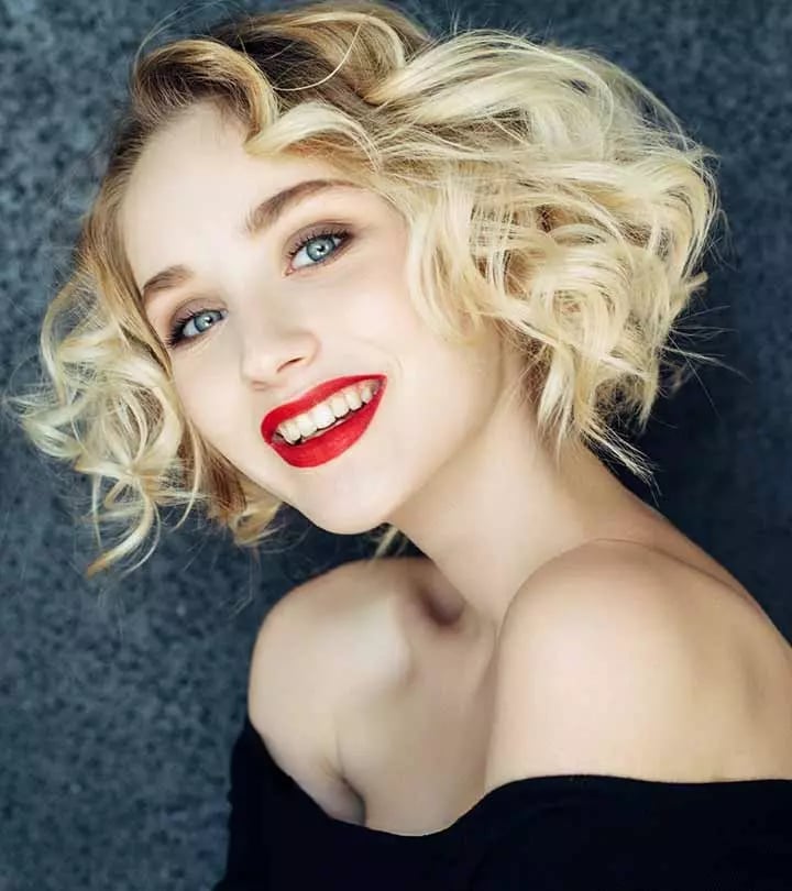 Vintage Blonde Bob With Defined Curls — Classy Short Hair Haircuts