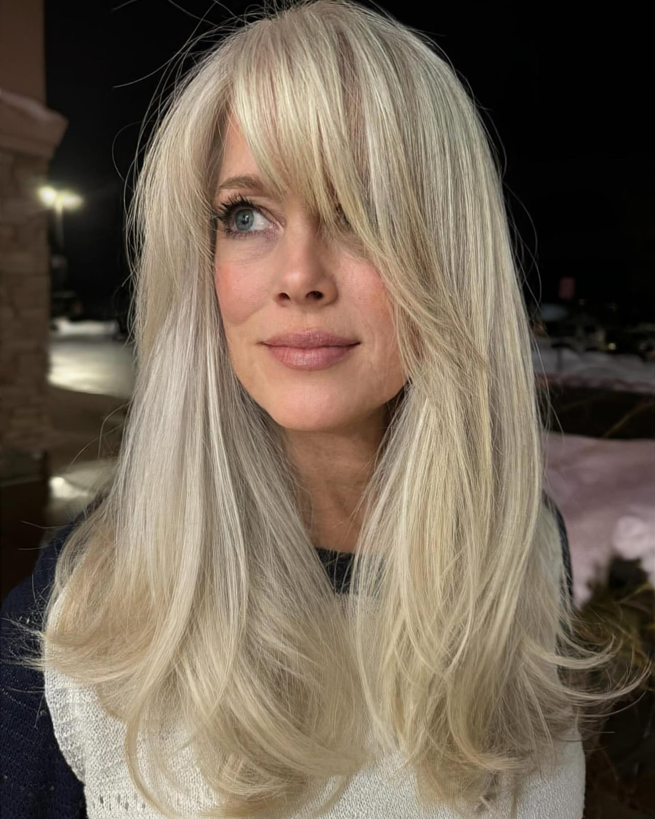 Mid-Back Ash Blonde With Curtain Bangs Mid-Back Ash Blonde With Curtain Bangs — Classy Side Bangs Hairstyles