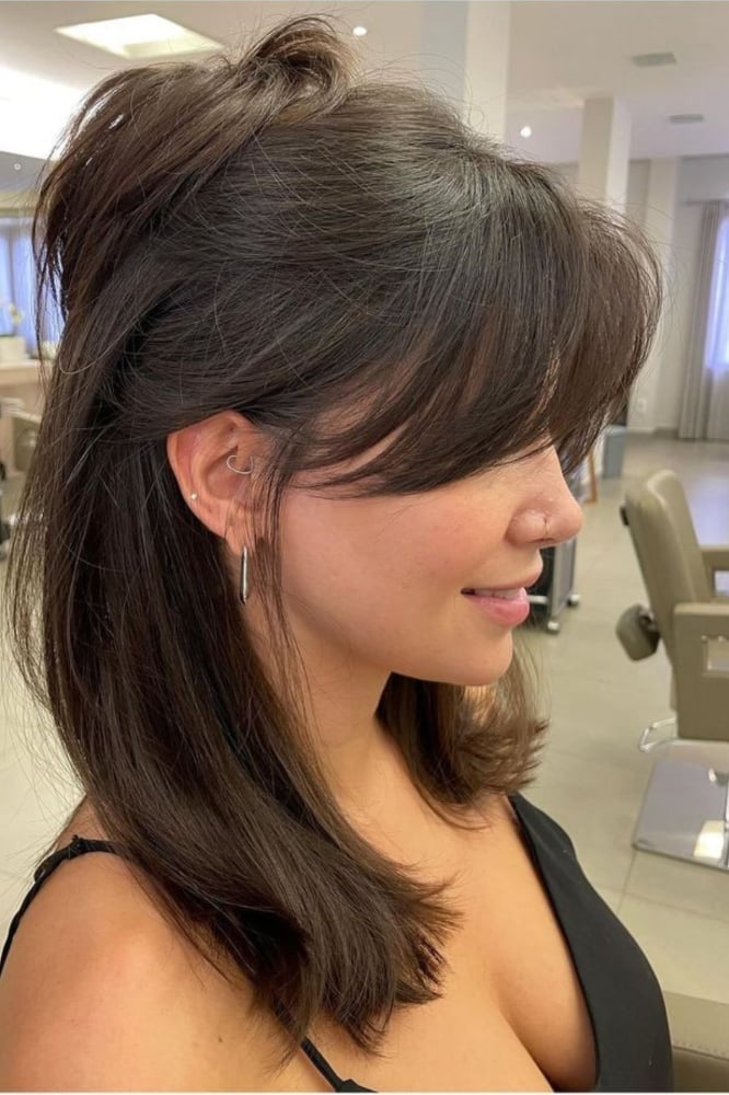 Mid-Back Dark Brown Balayage With Curtain Bangs Mid-Back Dark Brown Balayage With Curtain Bangs — Classy Side Bangs Hairstyles
