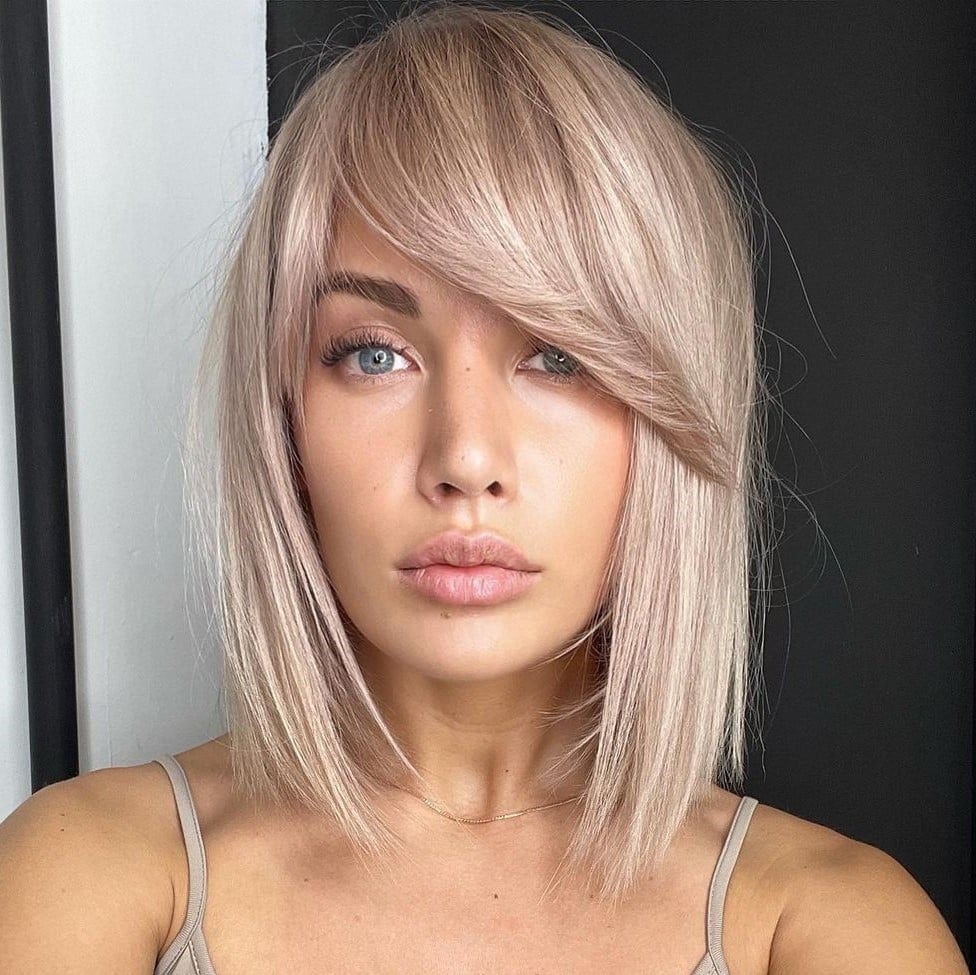 Blunt Collarbone Bob With Side Swept Bangs Blunt Collarbone Bob With Side Swept Bangs — Classy Side Bangs Hairstyles