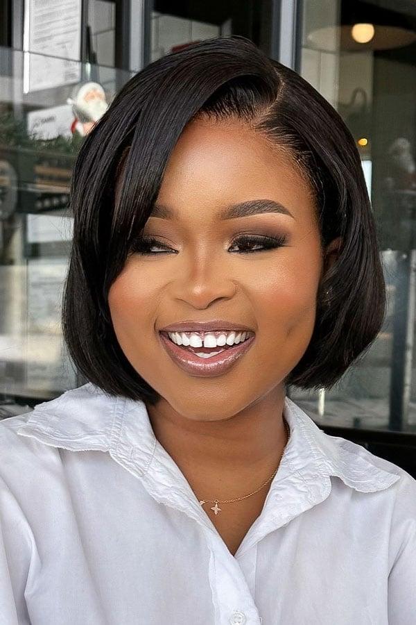 Sleek Chin Length Black Bob, Side-Swept Sleek Chin Length Black Bob, Side-Swept — Classy Side Part Bob