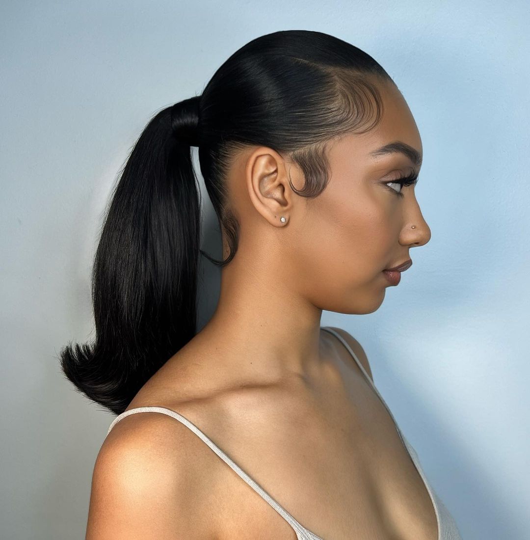 Sleek Collarbone Length Ponytail — Classy Side Part Ponytail