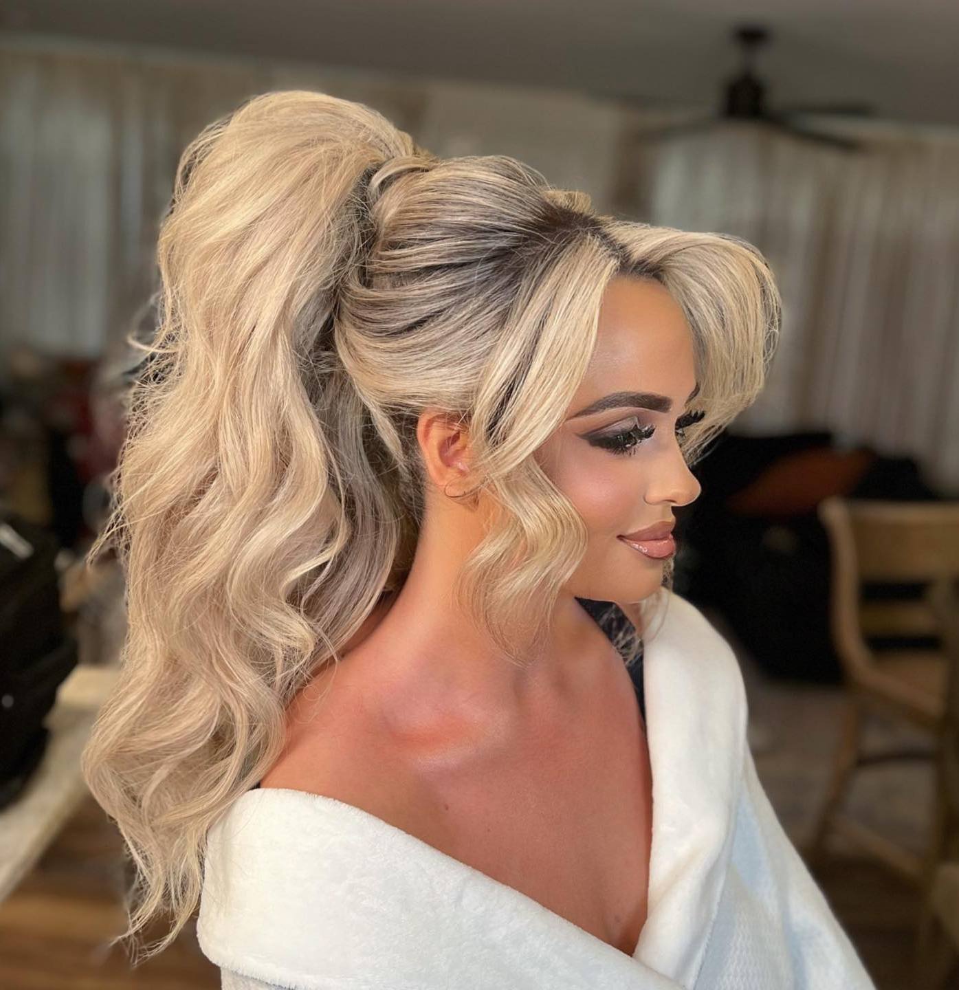 High Ponytail With Voluminous Curtain Bangs — Classy Side Part Ponytail