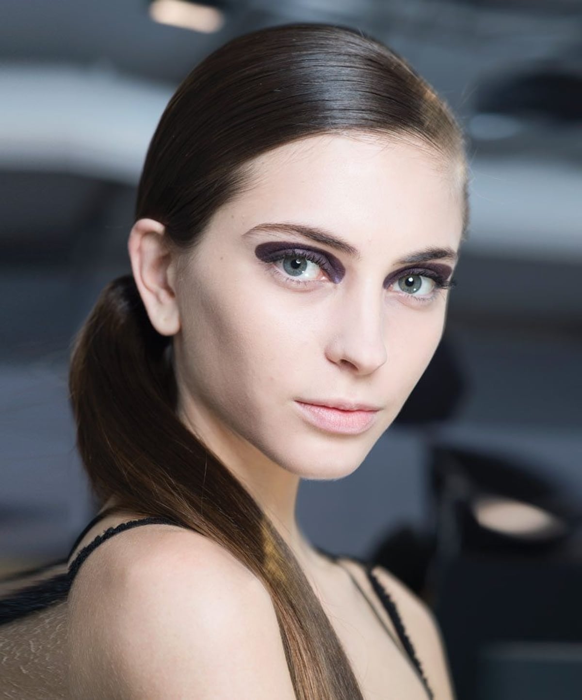 Sleek Ponytail With Sharp Side Part — Classy Side Part Ponytail