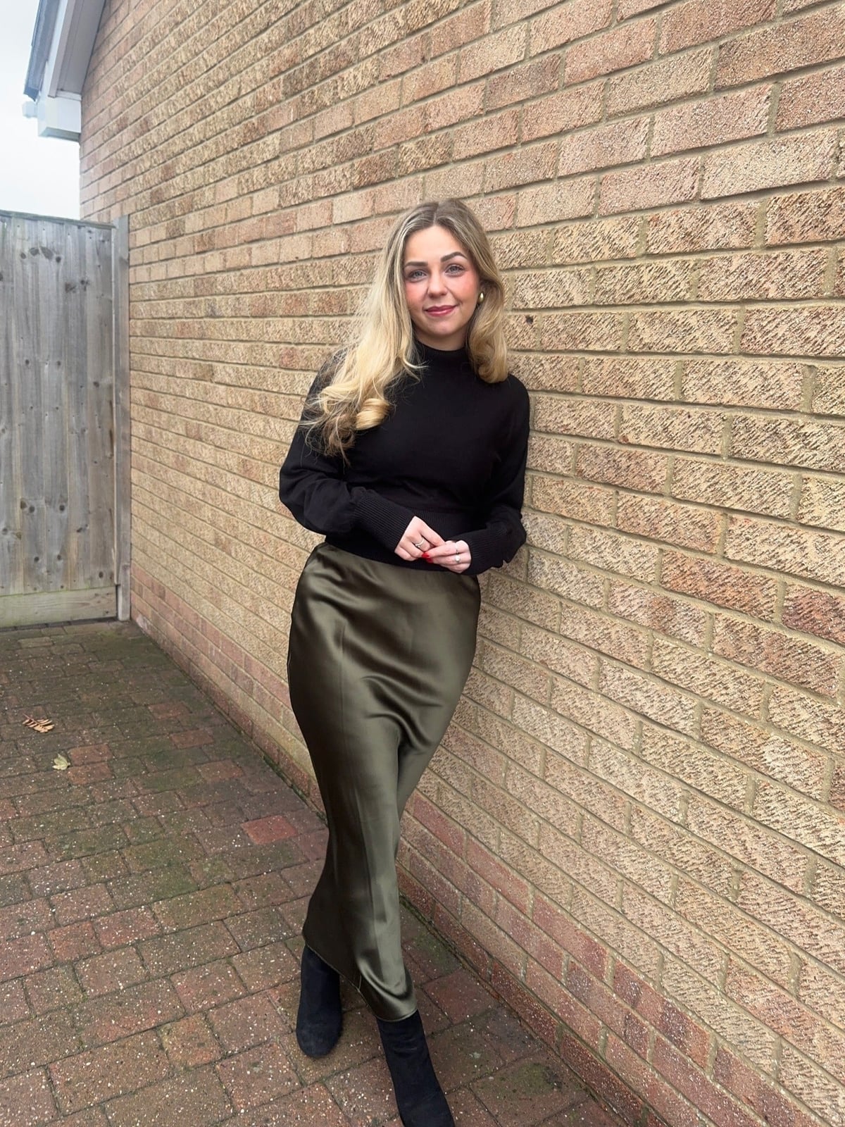 Olive Green Satin Maxi Skirt With Long-Sleeve Top Olive Green Satin Maxi Skirt With Long-Sleeve Top — Classy Silk Skirt Outfit